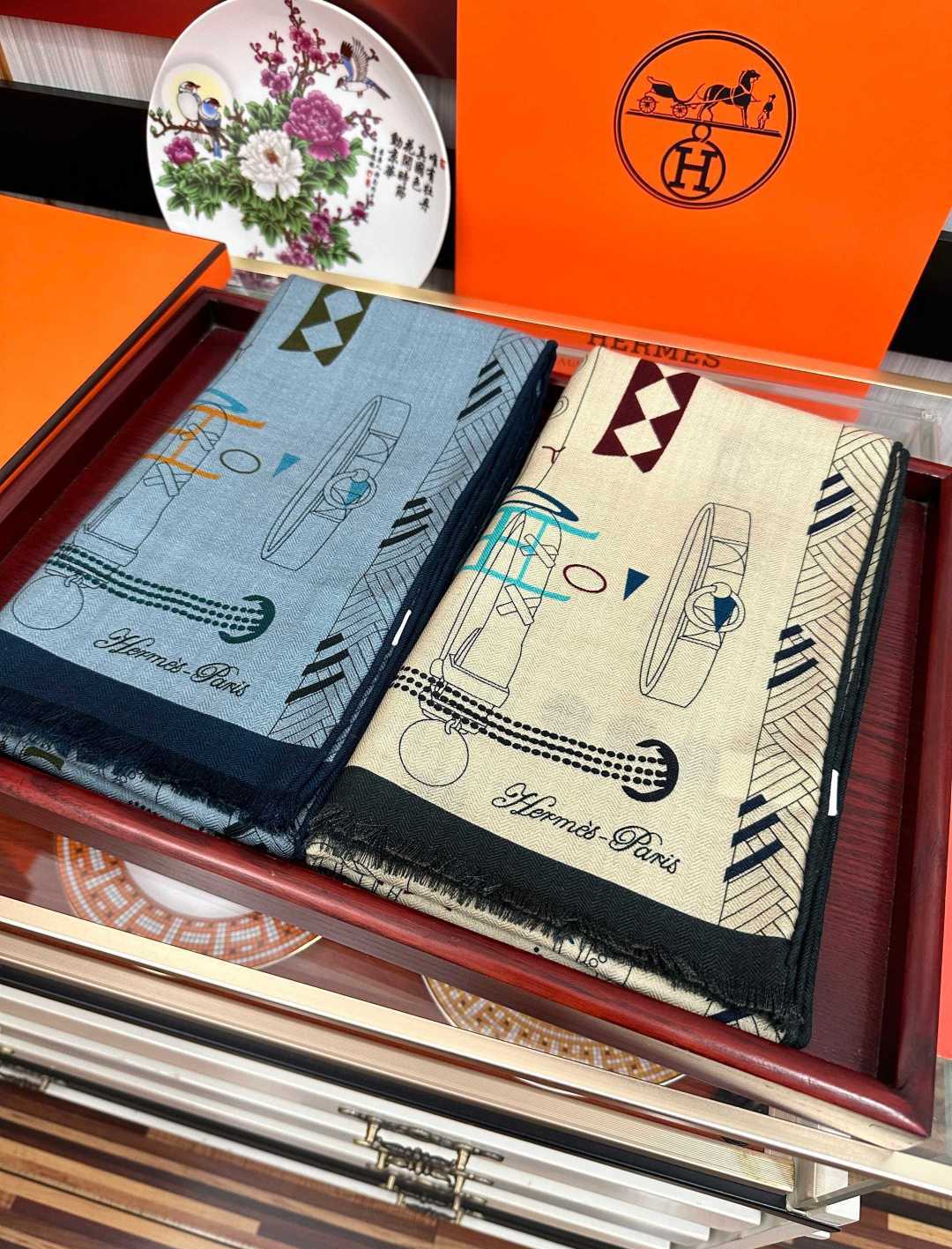上新❤️爱马士2026【双面同色印花】[吃瓜]下手一定要快[嘴唇]四季都可以用[勾引]真心美的让人非常非上身效果简直美翻