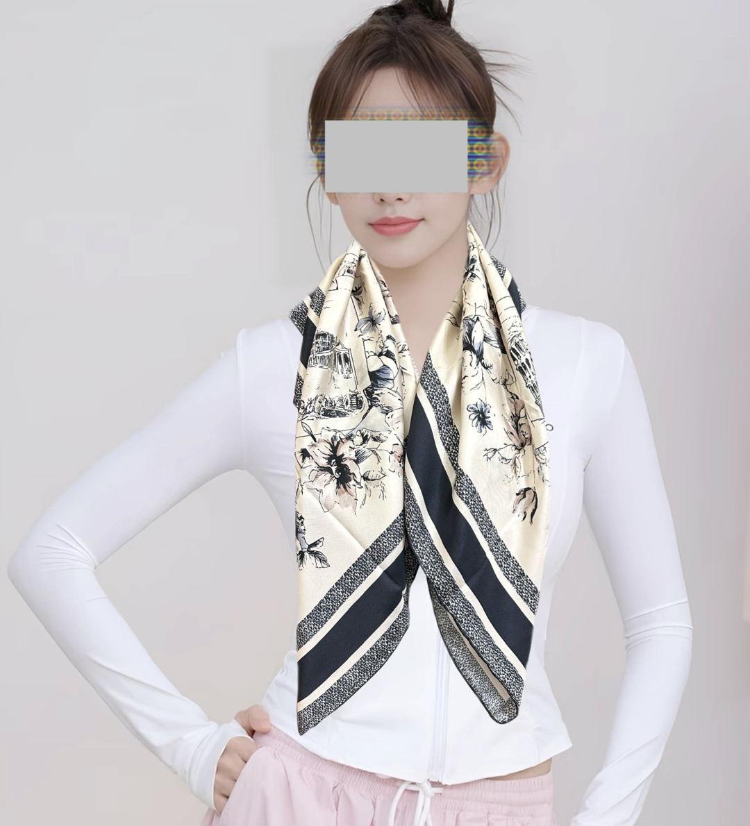 新款 Dior 26最新款官网同步[庆祝]以优雅而诗意的设计全新演绎主题[玫瑰]采用白色和淡粉色桑蚕丝斜纹面料精心制作[