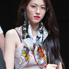 🔥新款LV🌟专柜同步最新款,2026👍【高端 大爱❤️女人尤物 】货极少 四季都可以用‼️真心美的让人非常非常心动 上身 🔥新款LV🌟专柜同步最新款,2026👍【高端 大爱❤️女人尤物 】货极少 四季都可以用‼️真心美的让人非常非常心动 上身