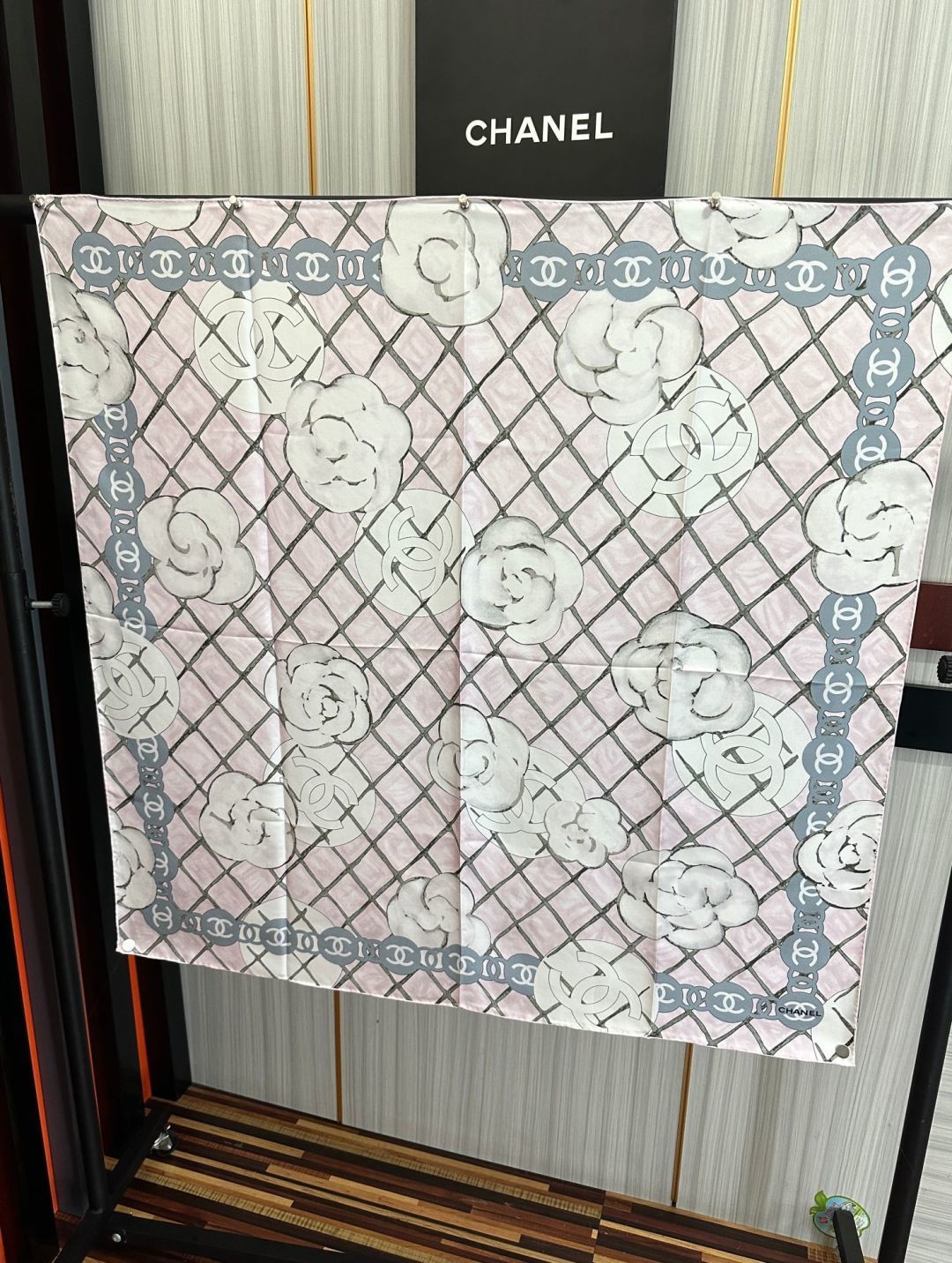 高品质 香奈儿【山茶花系列】 精致款边 永远都是那么经典[發]『▪️落入安稳，经典宇宙情人』香粉欢喜时刻[嘴唇]专柜年年