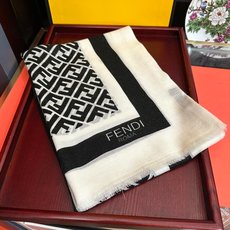 🆕 🔥新款2026 F家最新款银丝【FF银丝印花长巾】💟 度假及日常都非常好搭配的款😍订】一看到就想去旅游‼️平时穿搭 🆕 🔥新款2026 F家最新款银丝【FF银丝印花长巾】💟 度假及日常都非常好搭配的款😍订】一看到就想去旅游‼️平时穿搭