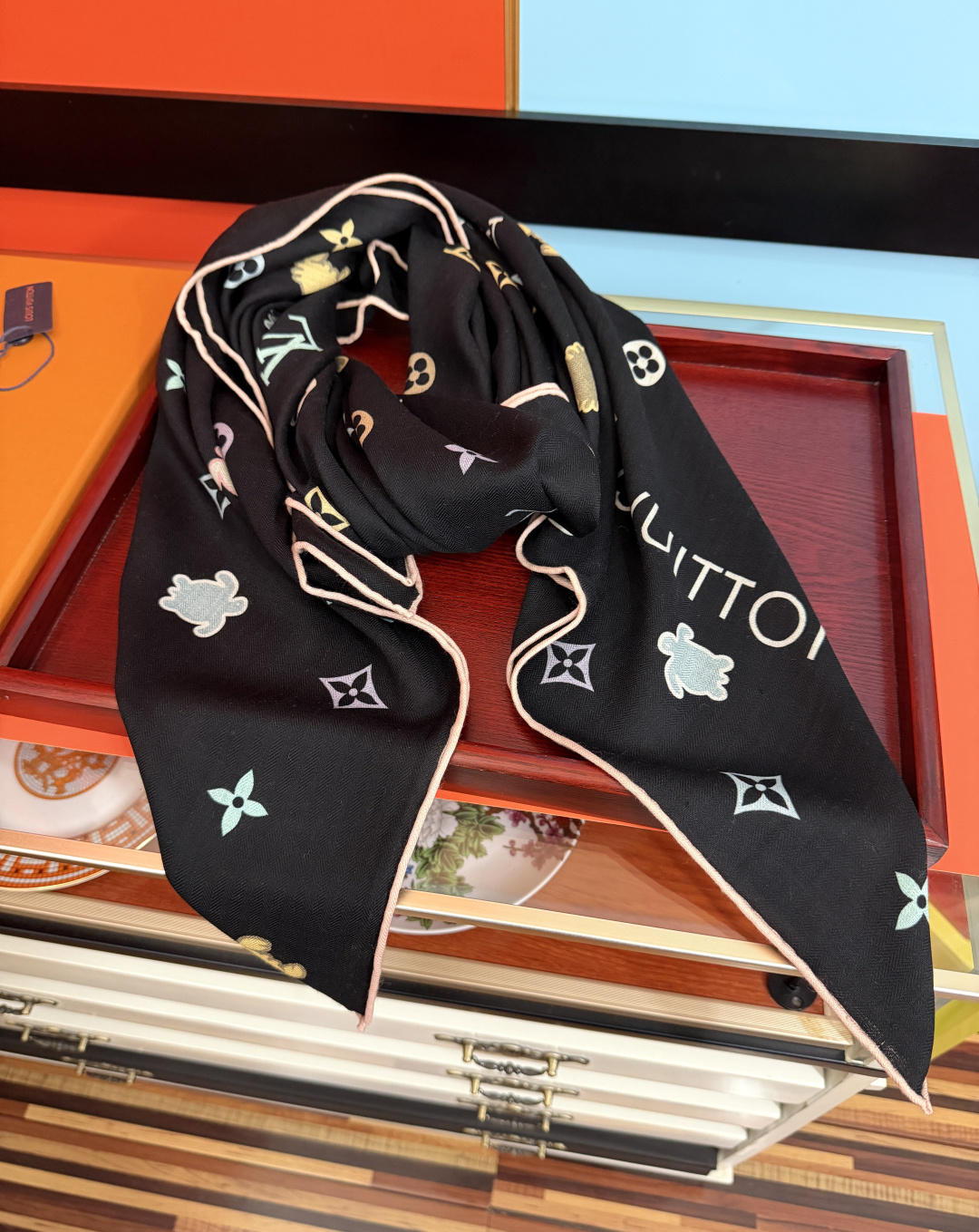 ￼ 🆕 上新❤️LV  2026 ZG同步经典优雅[礼物]~气质到骨子里[色]新一季的面料超高级，真心超级柔软，丝丝顺滑