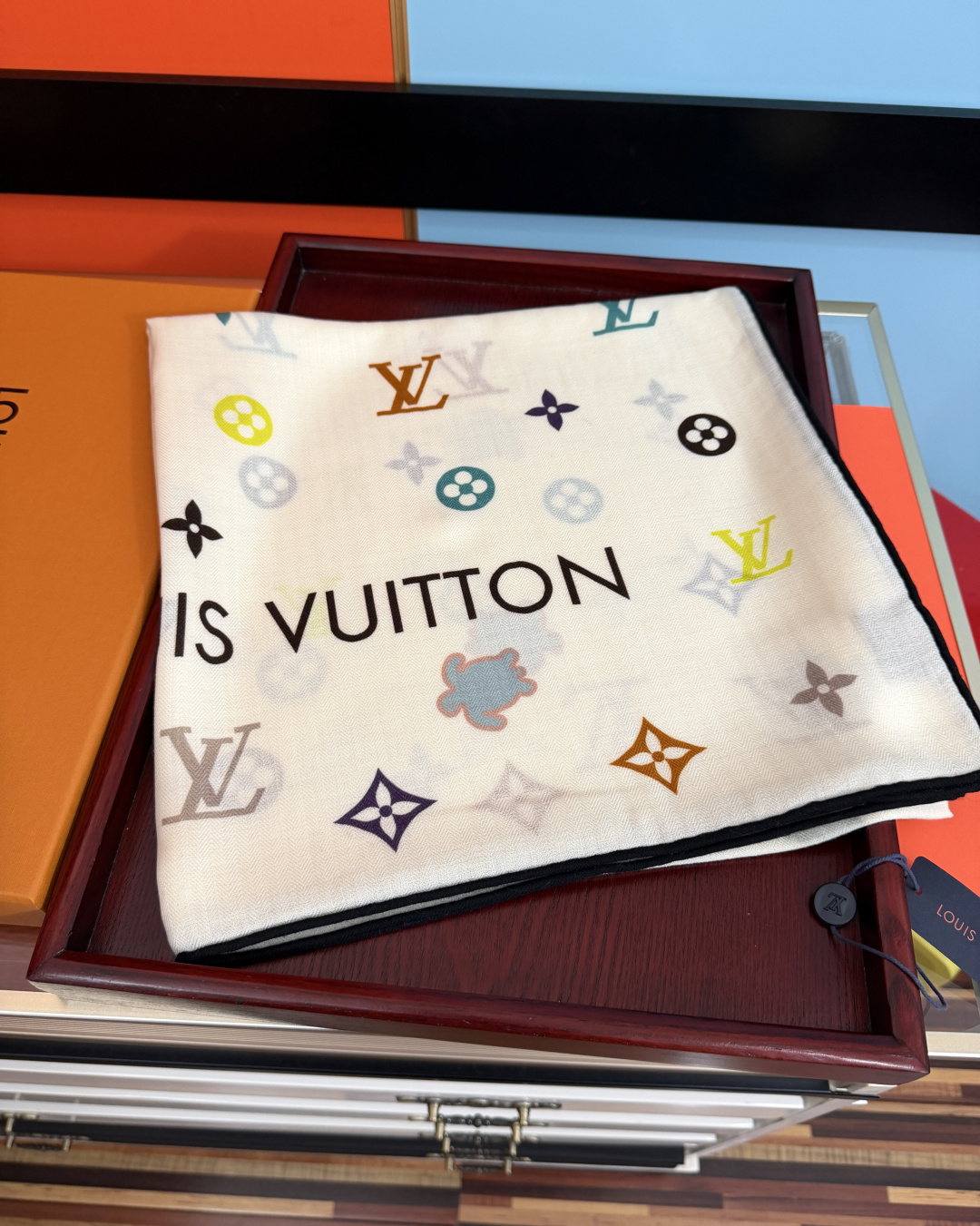 🆕 上新❤️LV  2026 ZG同步经典优雅[礼物]~气质到骨子里[色]新一季的面料超高级，真心超级柔软，丝丝顺滑[太