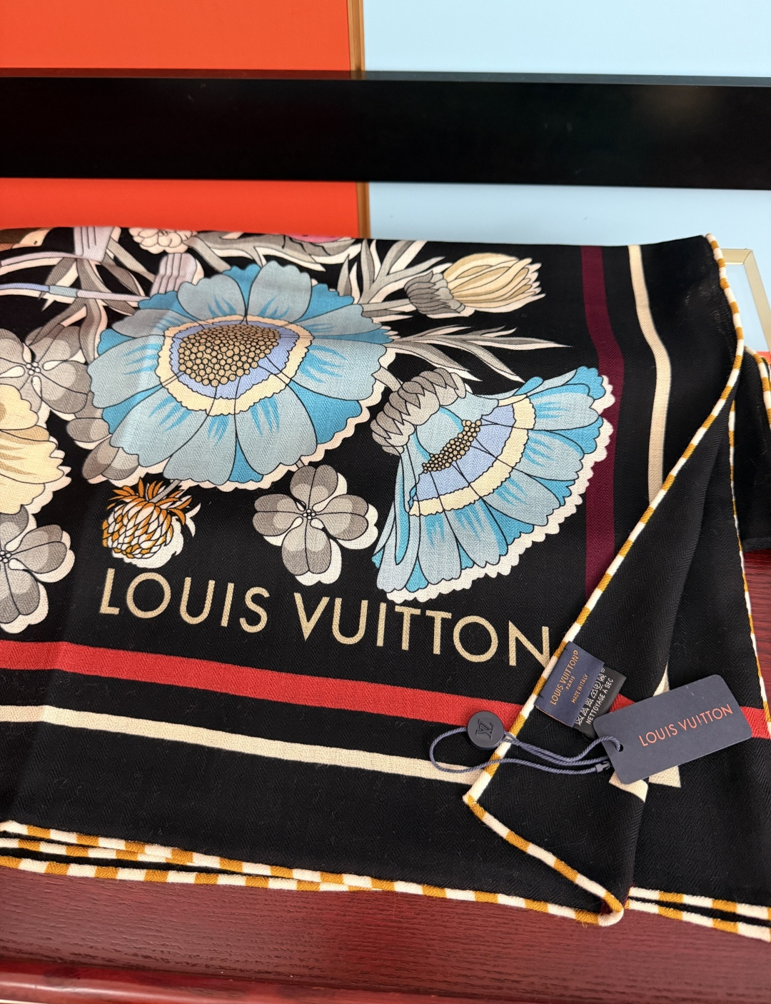 🆕 上新❤️LV  2026 ZG同步 经典优雅[礼物]~气质到骨子里[色]新一季的面料超高级，真心超级柔软，丝丝顺滑[