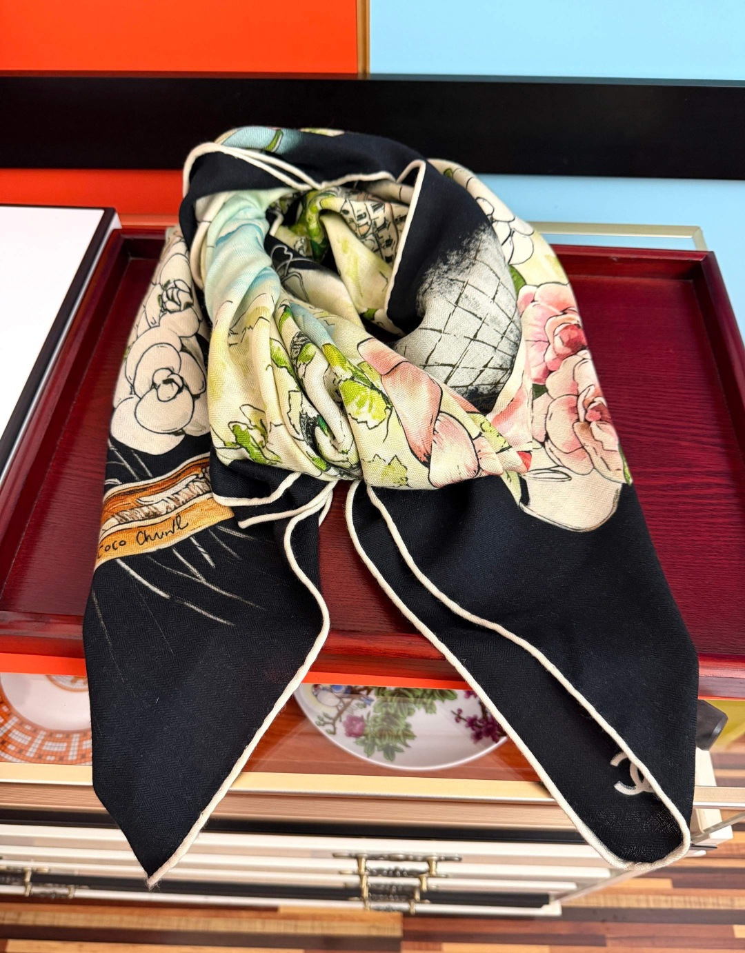 新款❤️香奈儿 [發]2026经典山茶花设计优雅风[礼物]~气质到骨子里[色]香奶奶新一季的面料超高级，真心超级柔软，丝