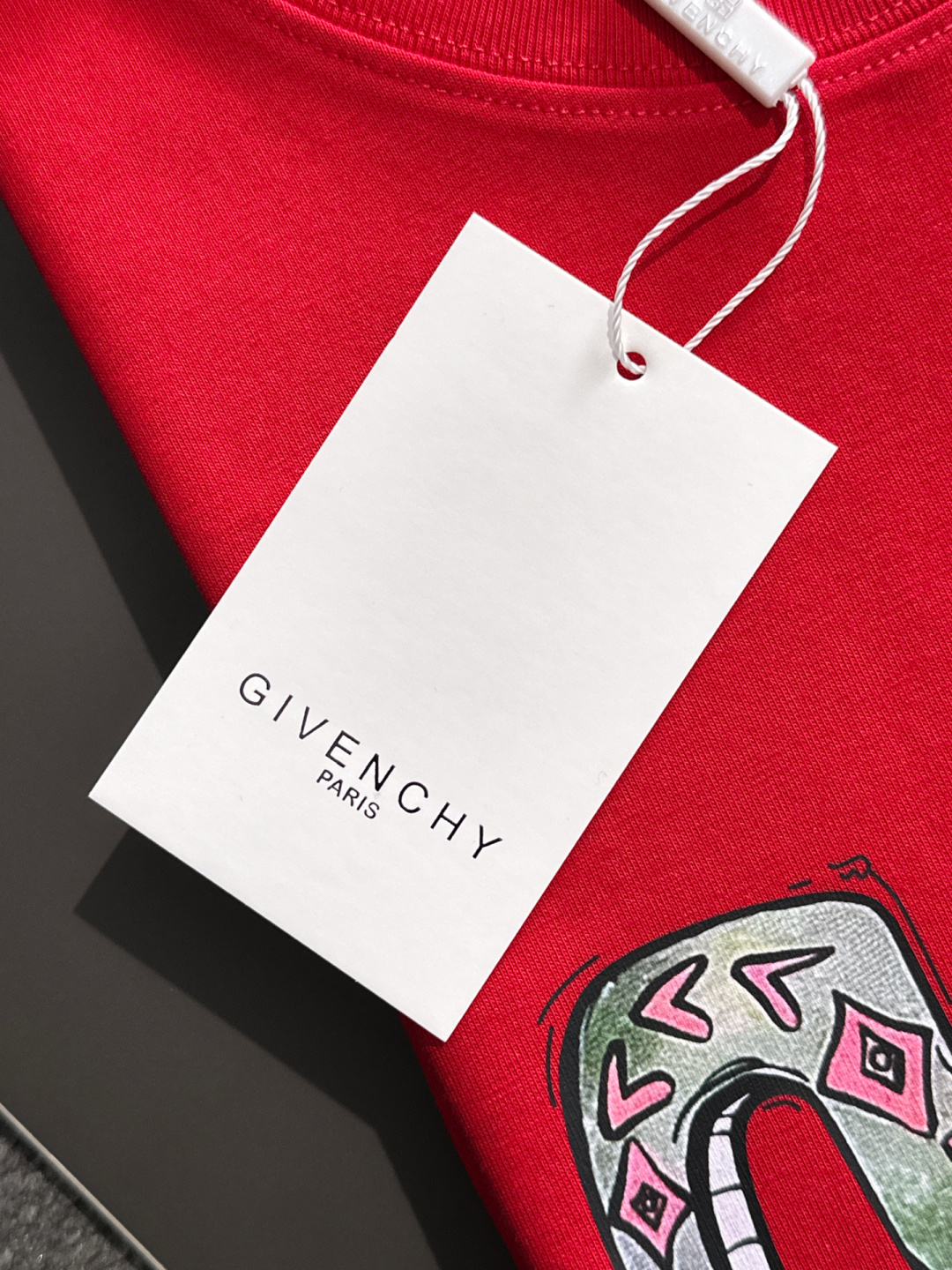  GVC 2025SS春夏最新款圆领时尚短袖T恤，官网同步，专柜纯棉面料！贴肤舒适，耐看又好穿，经典简约