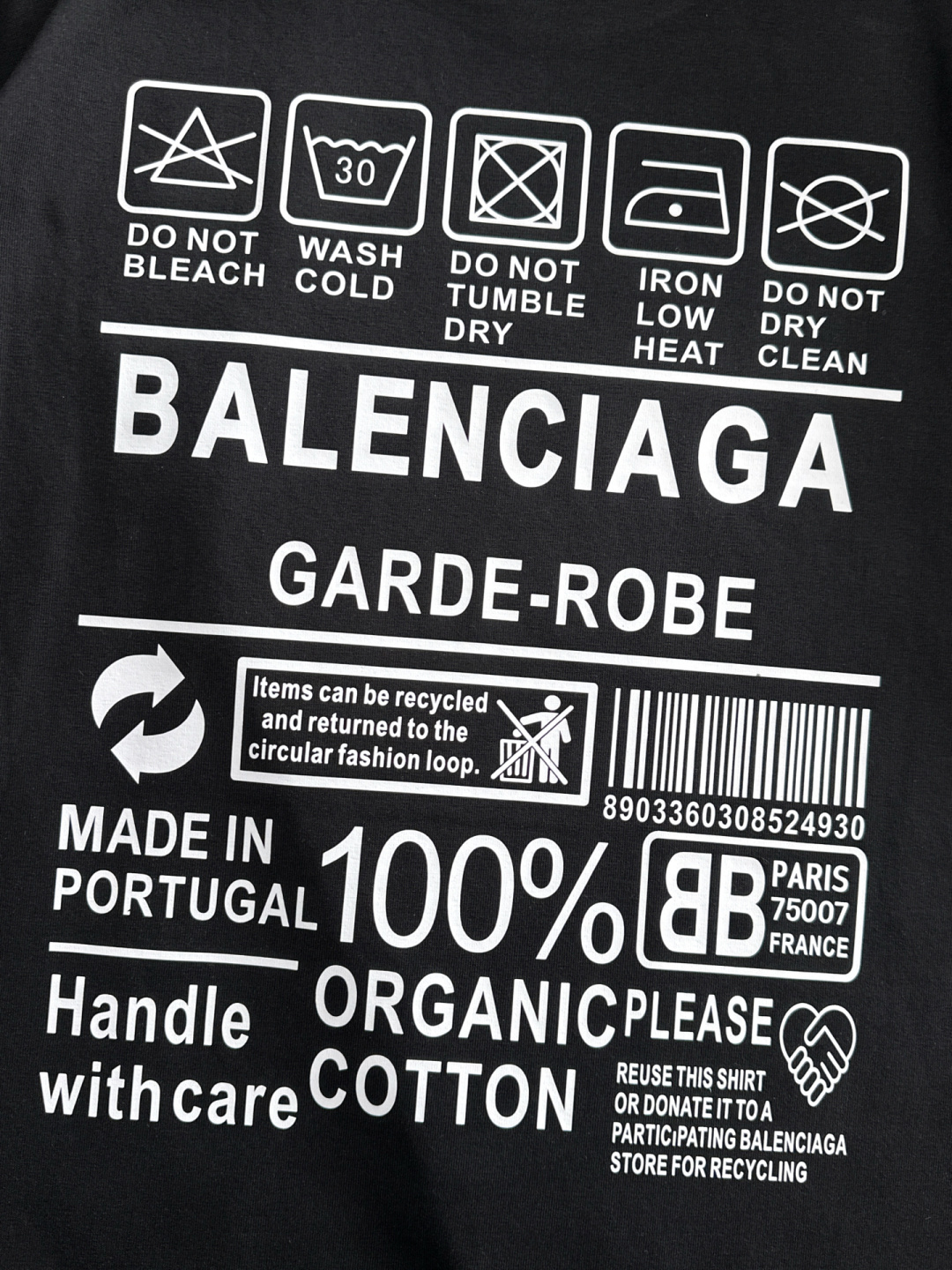  BAL 2025SS春夏最新款圆领时尚短袖T恤，官网同步，专柜纯棉面料！贴肤舒适，耐看又好穿，经典简约