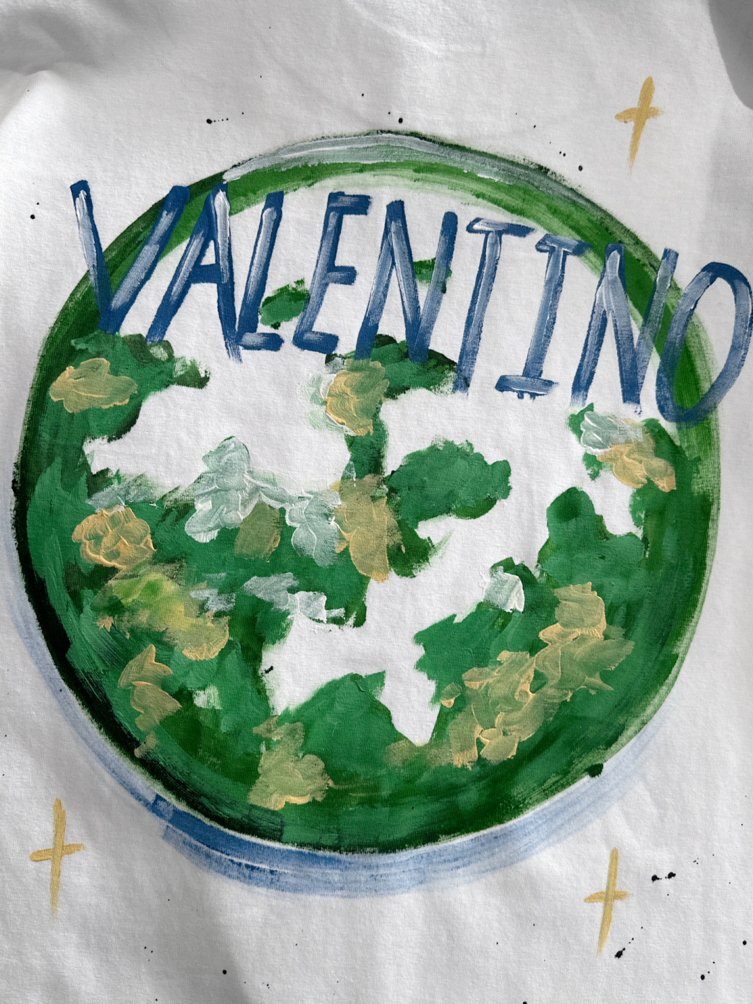 VATN 2025SS春夏最新款圆领时尚短袖T恤，官网同步，专柜纯棉面料！贴肤舒适，耐看又好穿，经典简约