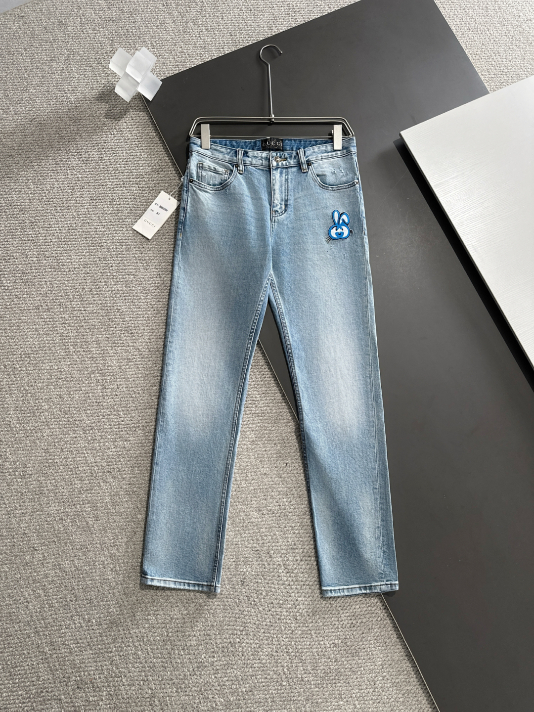  GUCCI🇫🇷 2025🔥🔥新款现货上市，原单爆款牛仔裤👖超级定制款，原版五金，超级重工工艺，版型超赞