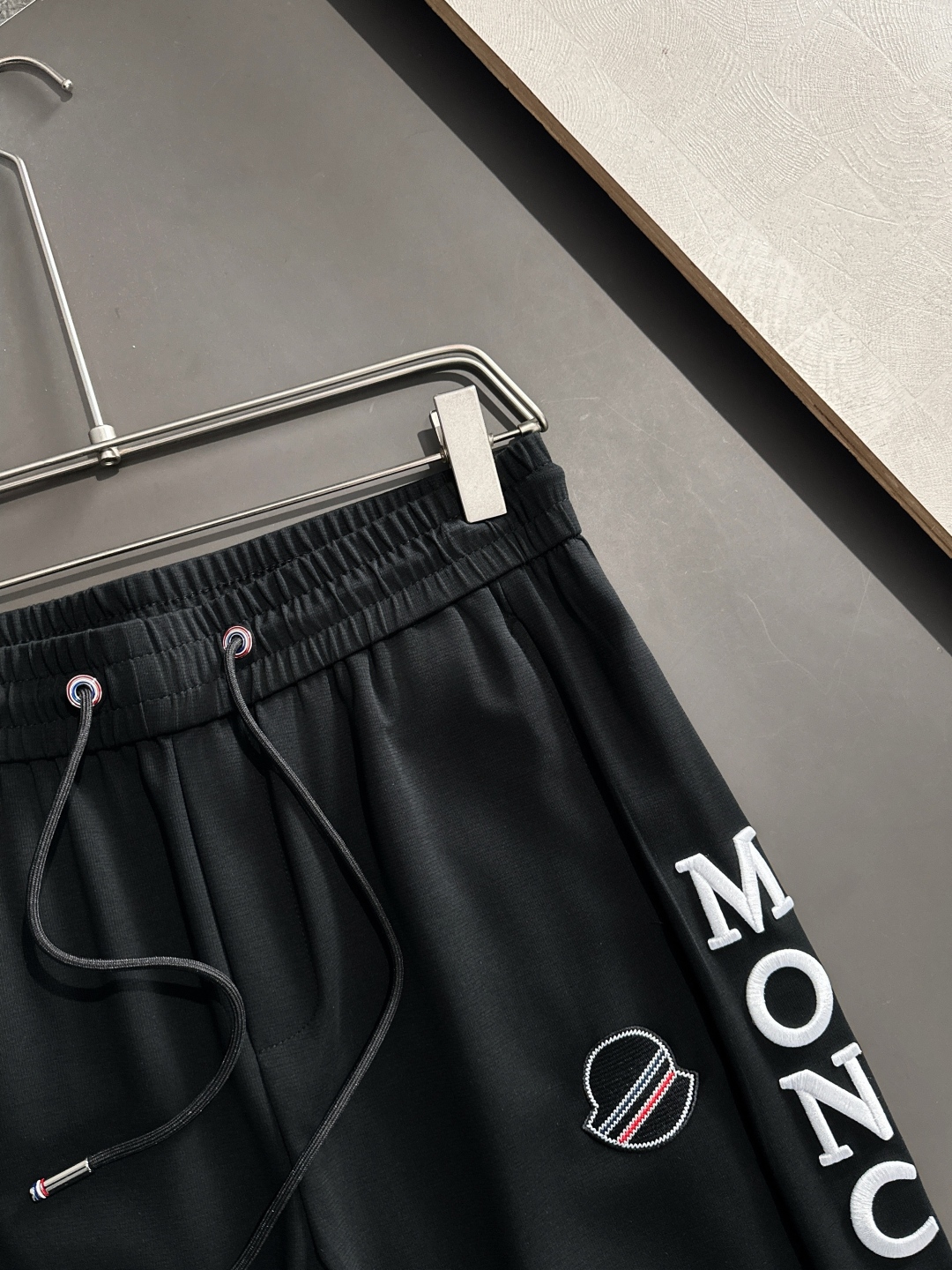 “2025 New Routine Pants: Color Collage Design, Perfect Details, Stylish Hardware Accessories” - 图片 4