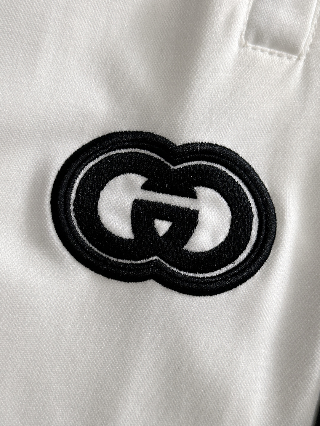 “New Recreational Pants: Classic Design with Unique Embroidery and White-Weave Collage” - 图片 6