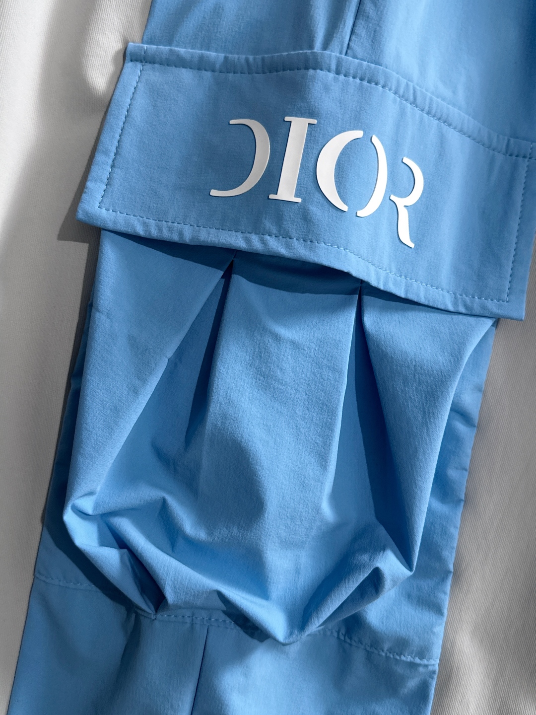 “2025 New Summer Fashion: Pocket-Style Pants with Collapse Design and Original Hardware Accessories” - 图片 6