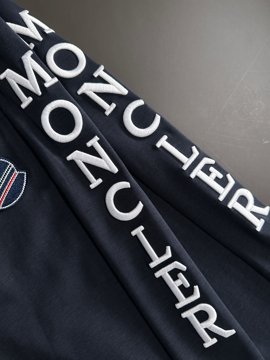 “2025 New Routine Pants: Color Collage Design, Perfect Details, Stylish Hardware Accessories” - 图片 8