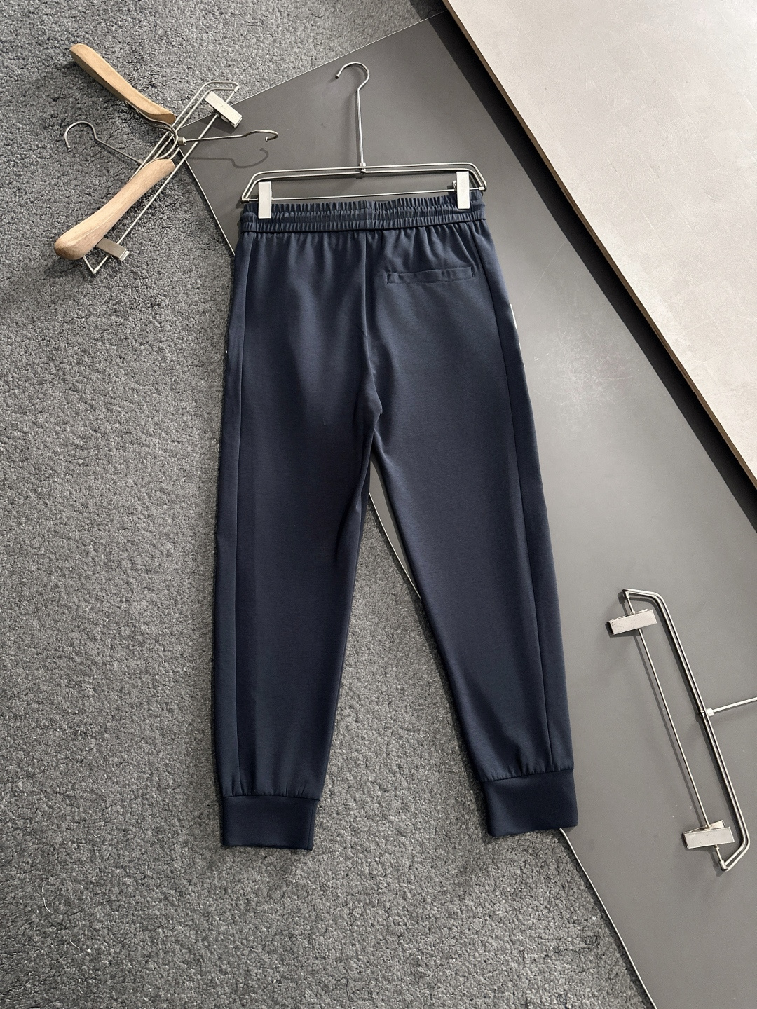 “2025 New Routine Pants: Color Collage Design, Perfect Details, Stylish Hardware Accessories” - 图片 9