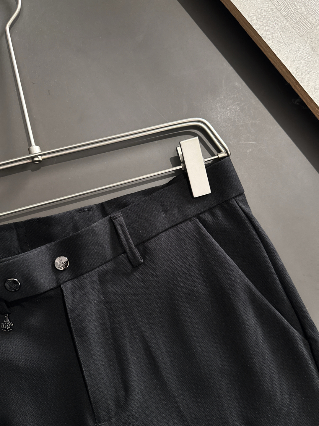 “High-Quality Men’s Leisure Shorts 2025: Luxurious Fabric, Superior Comfort, Customized Details for Business and Leisure” - 图片 4