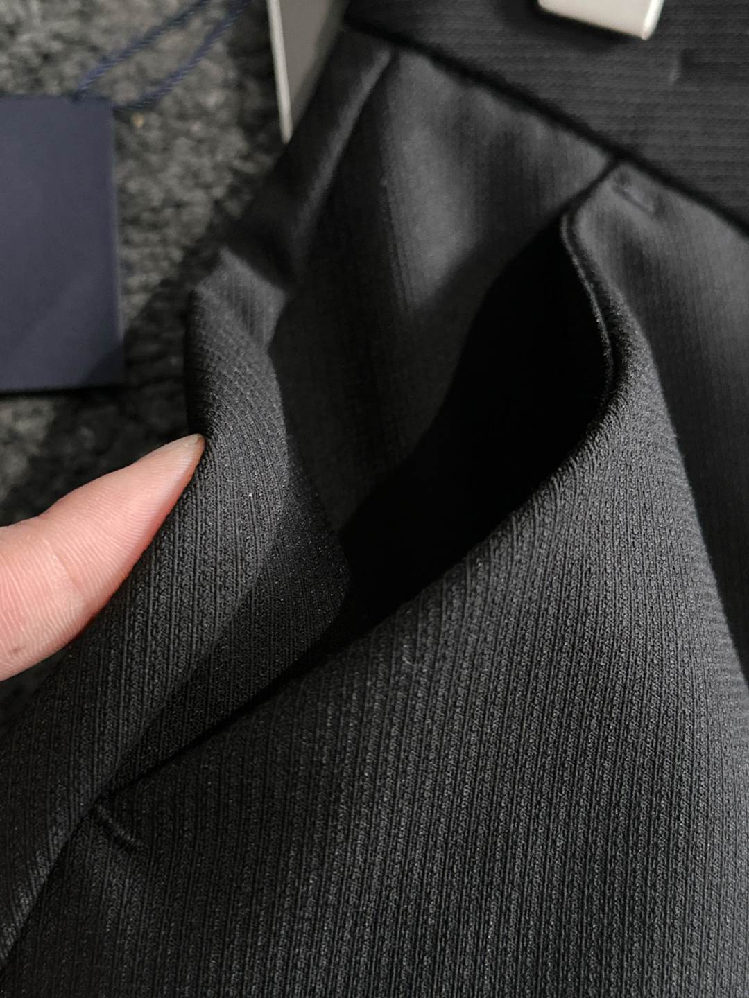 “High-Quality Men’s Leisure Shorts 2025: Luxurious Fabric, Superior Comfort, Customized Details for Business and Leisure” - 图片 7