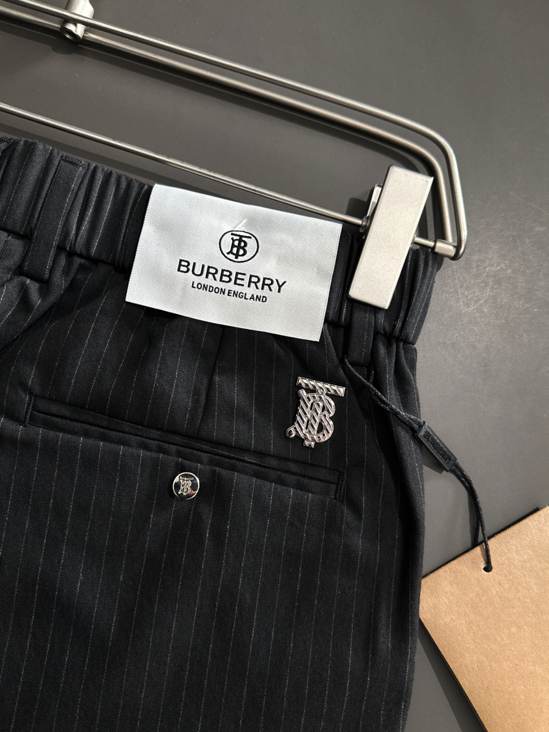 “High-Quality Pure Cotton Men’s Leisure Pants with Superior Comfort and Stylish Design for Daily Work and Leisure” - 图片 9