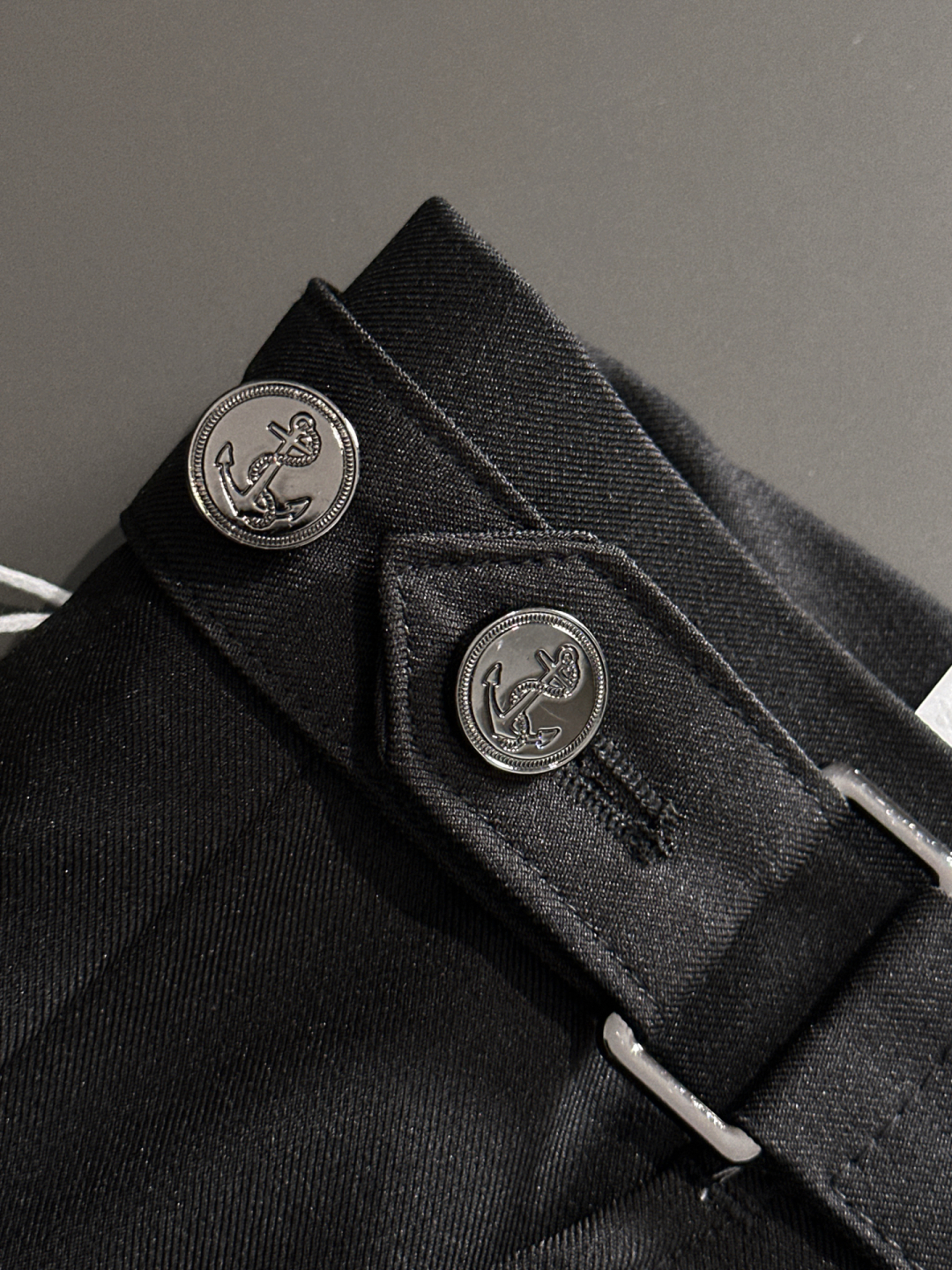 “High-Quality Pure Cotton Men’s Leisure Shorts: Latest 2025 Changes, Stylish Craftsmanship, Luxury Fabrics, Custom Details” - 图片 6