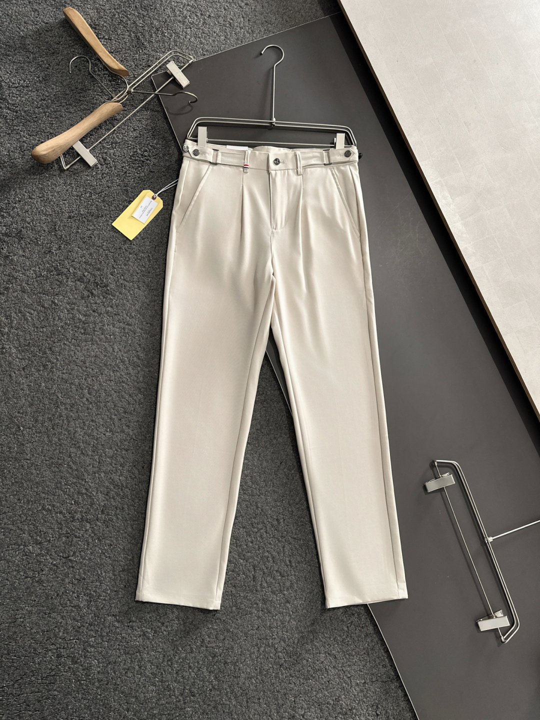 Luxurious Cotton Men’s Leisure Shorts 2025: High-End Quality, Sophisticated Design, Customizable Features - 图片 1