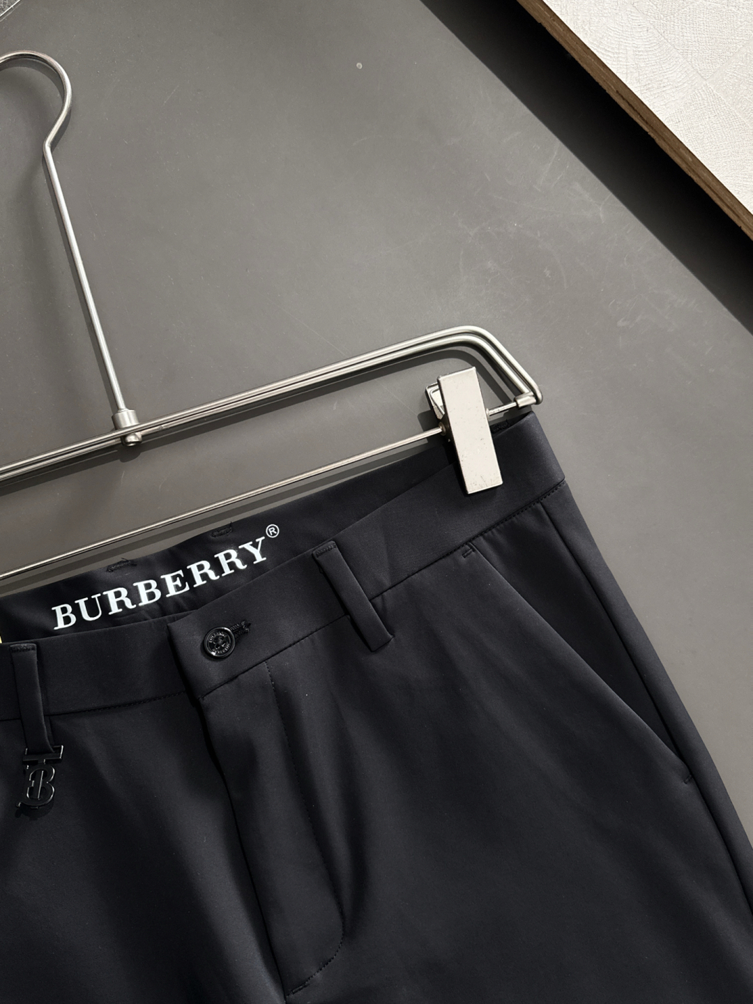 P572 BBR 2025 Men’s Leisure Pants: High-End Quality, Superior Comfort, Customizable Details - 图片 4