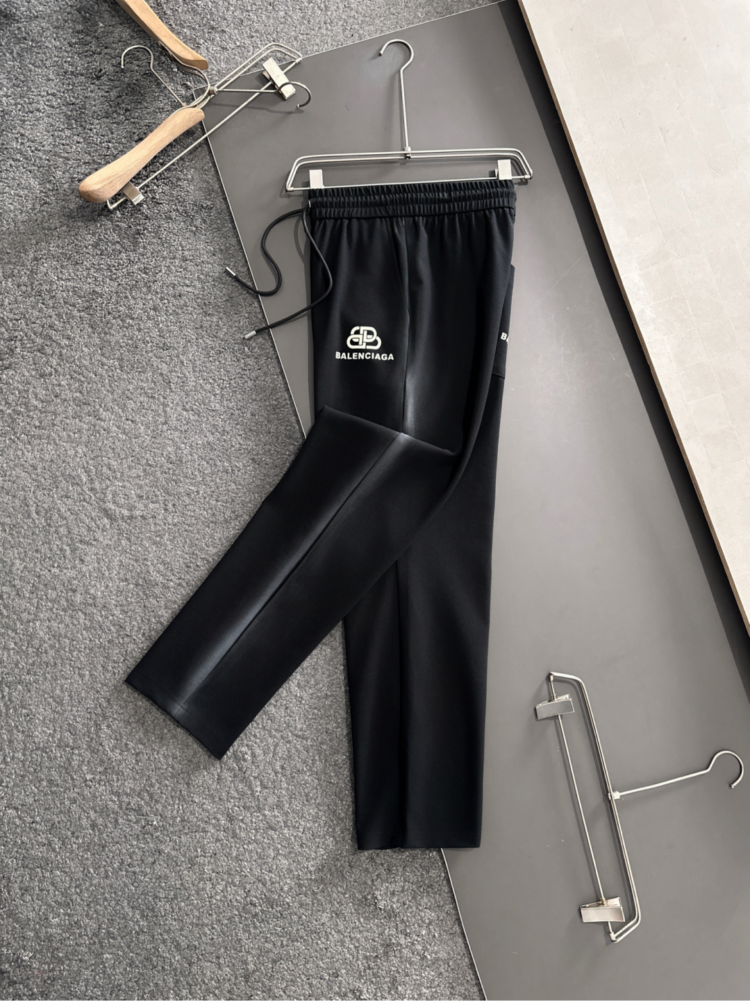 Stylish Panty Pants with Original Hardware Accessories for Fashionable Importers in 2025. - 图片 2