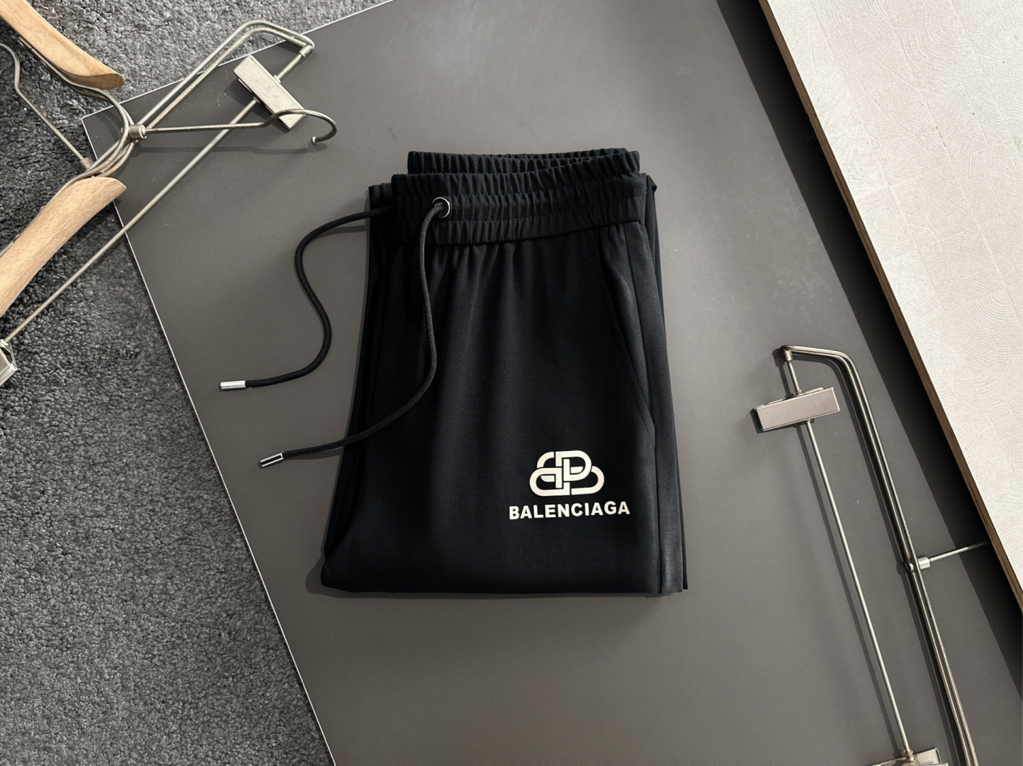 Stylish Panty Pants with Original Hardware Accessories for Fashionable Importers in 2025. - 图片 4