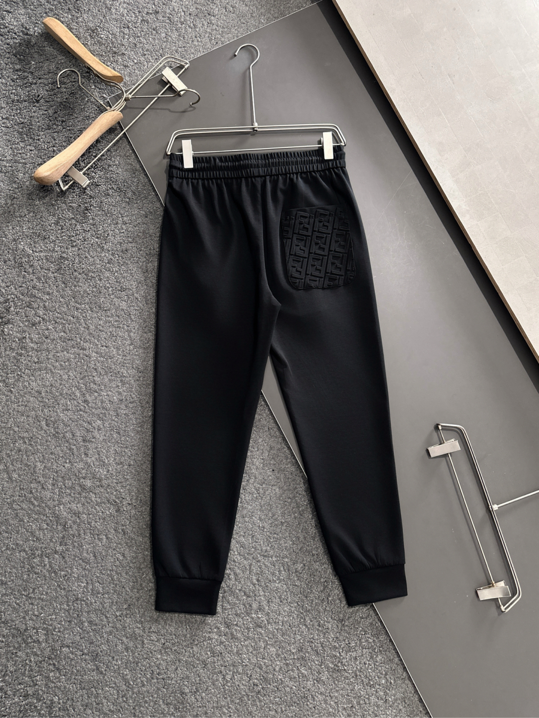 2025 Fashion Trends: New RIP, Classics, Pop, and Every Detail in M-4XL Sizes - 图片 3