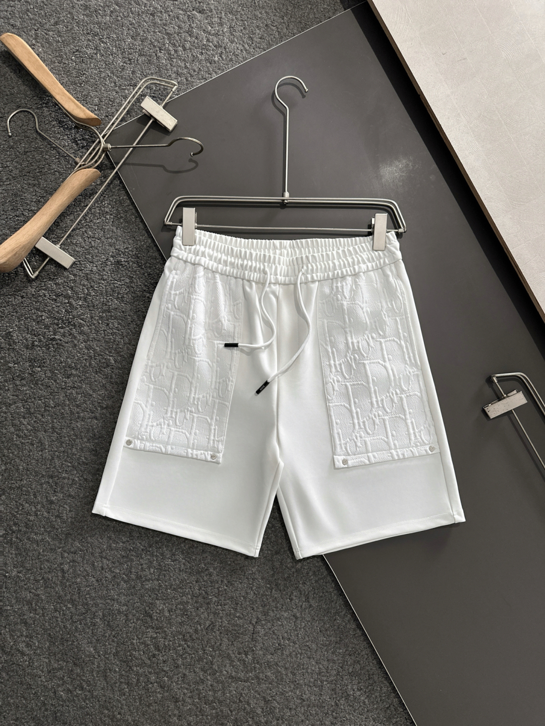 New Summer Shorts: High-Bulleted Cotton, Fashion Comfort, Classic Logo, Hardware Detail, Sizes M-XXXL - 图片 1