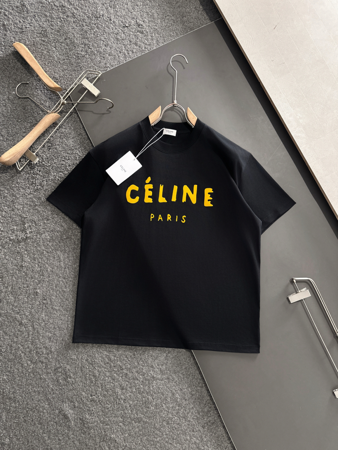“2025SS CEL Spring/Summer T-Shirt: Comfortable, Durable, Classic Logo Design, Various Sizes” - 图片 1