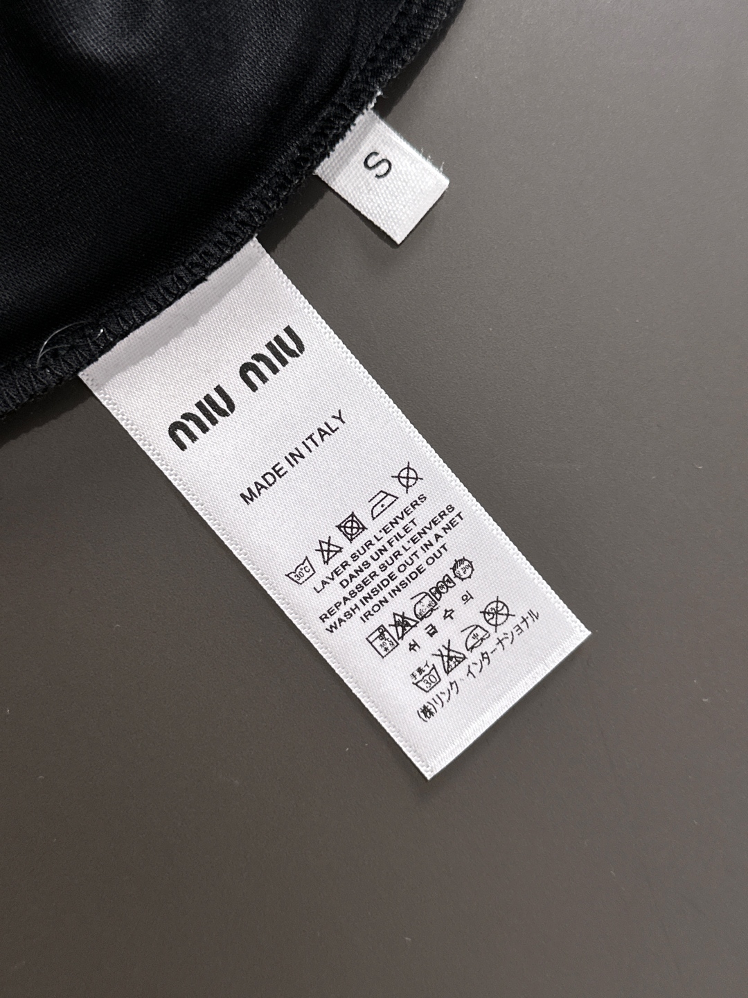 Miu 2025SS Spring/Summer T-Shirt: Comfortable, Durable, Classic Logo Design, Original Craft - 图片 8