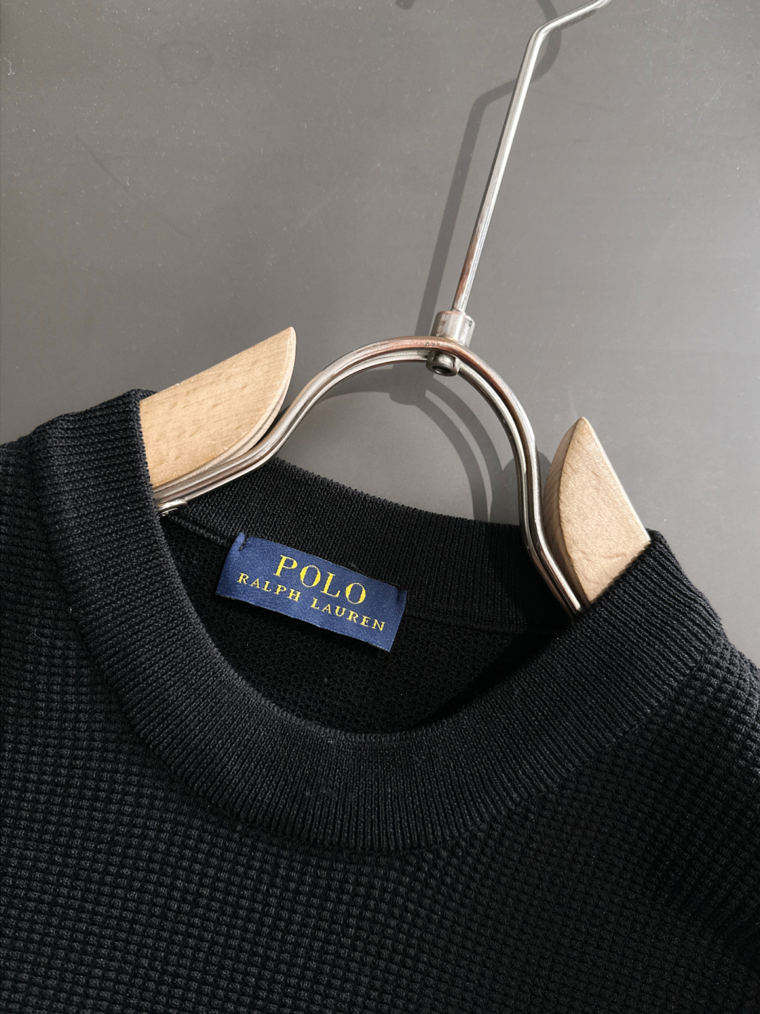 Luxury Embroidered Polo Shirts: High-End Quality and Exquisite Design for 2025 - 图片 5