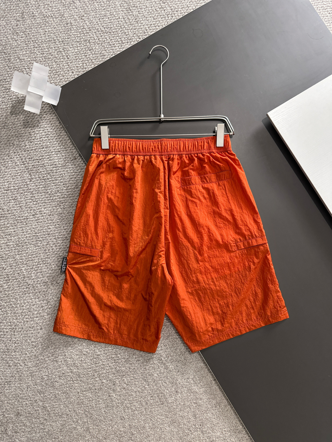 Stone Island Spring/Summer 2022 Collection: Floral Prints, Short Shorts, Premium Fabrics. - 图片 9