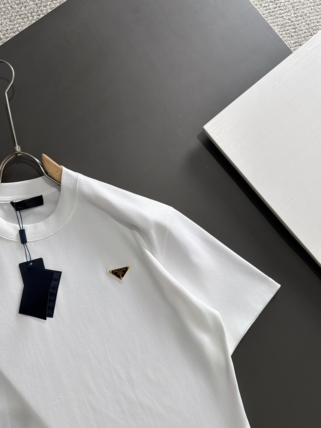 Prada  T恤服装,男 3