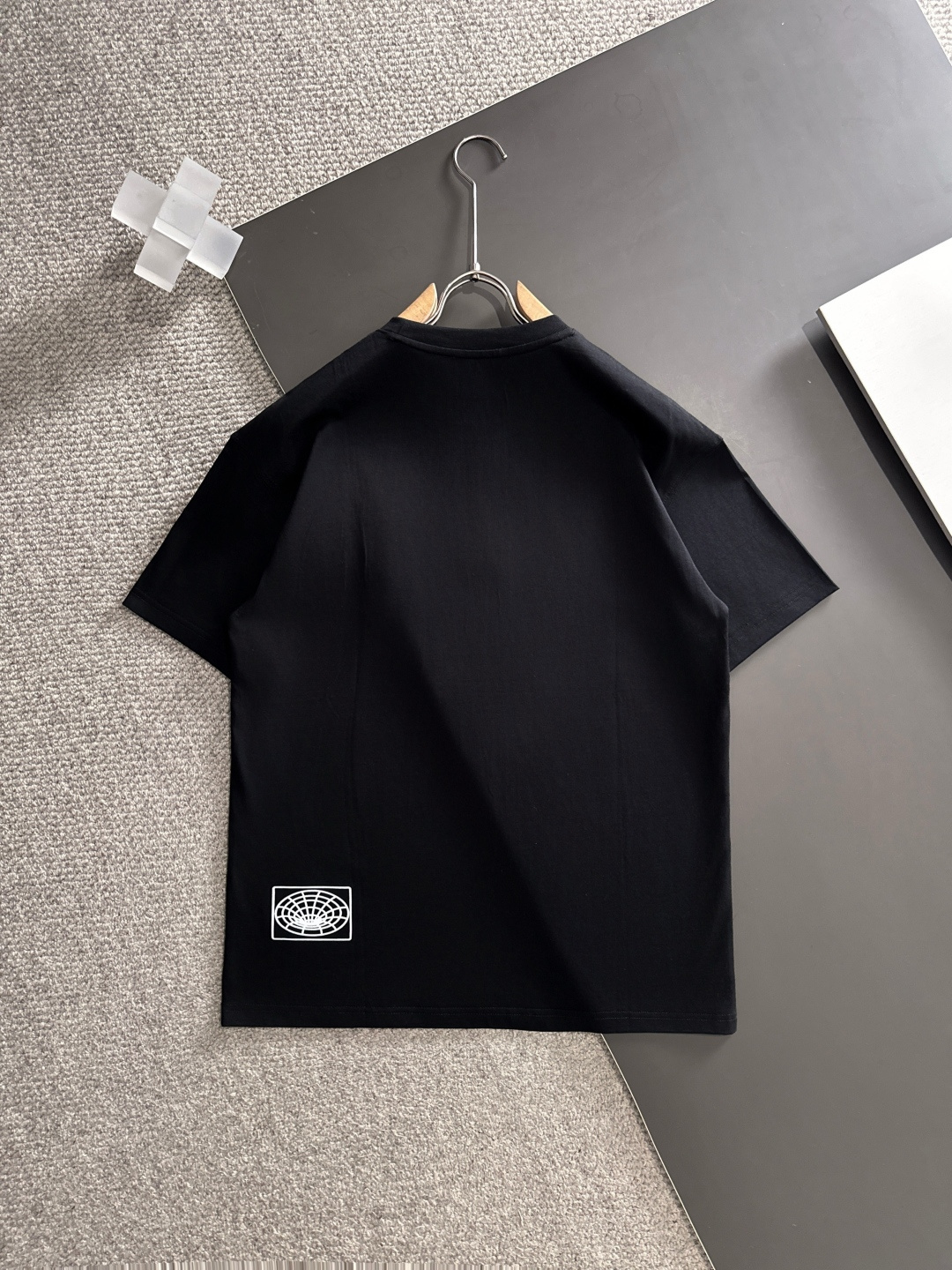 DG  T恤服装,男 9