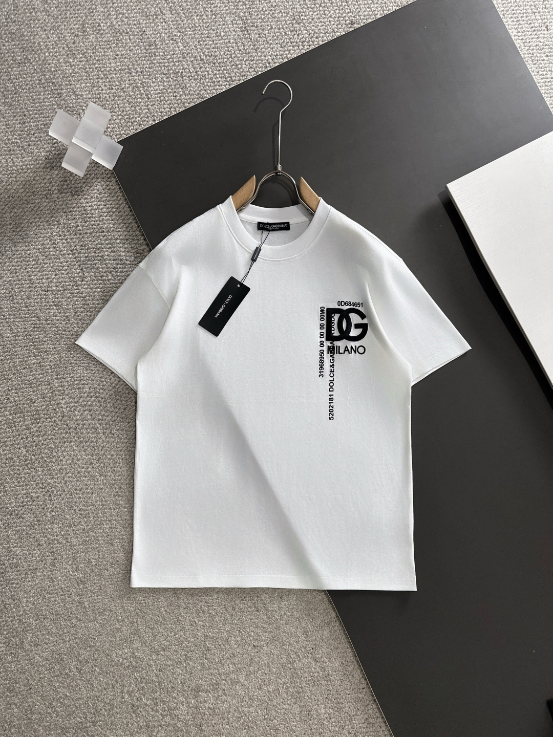 DG。25SS春夏新款首发专柜最新款短袖圆领T恤 高端订制 设...