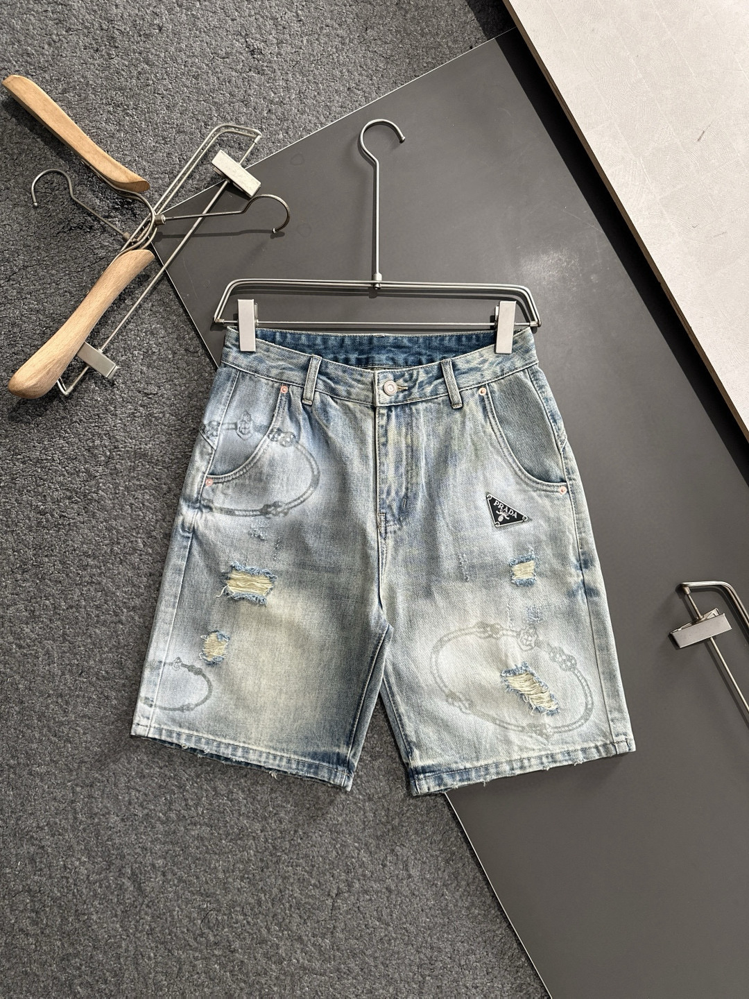 PRAD 2025S Original Single-Explosive Jeans: Super Customized, Stylish, Heavy Engineering. Summer Must-Have! - 图片 1
