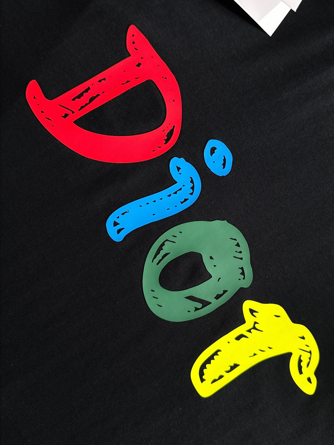 CD 2025SS春夏最新款圆领时尚短袖T恤，官网同步，专柜纯棉面料！贴肤舒适，耐看又好穿，经典简约lo