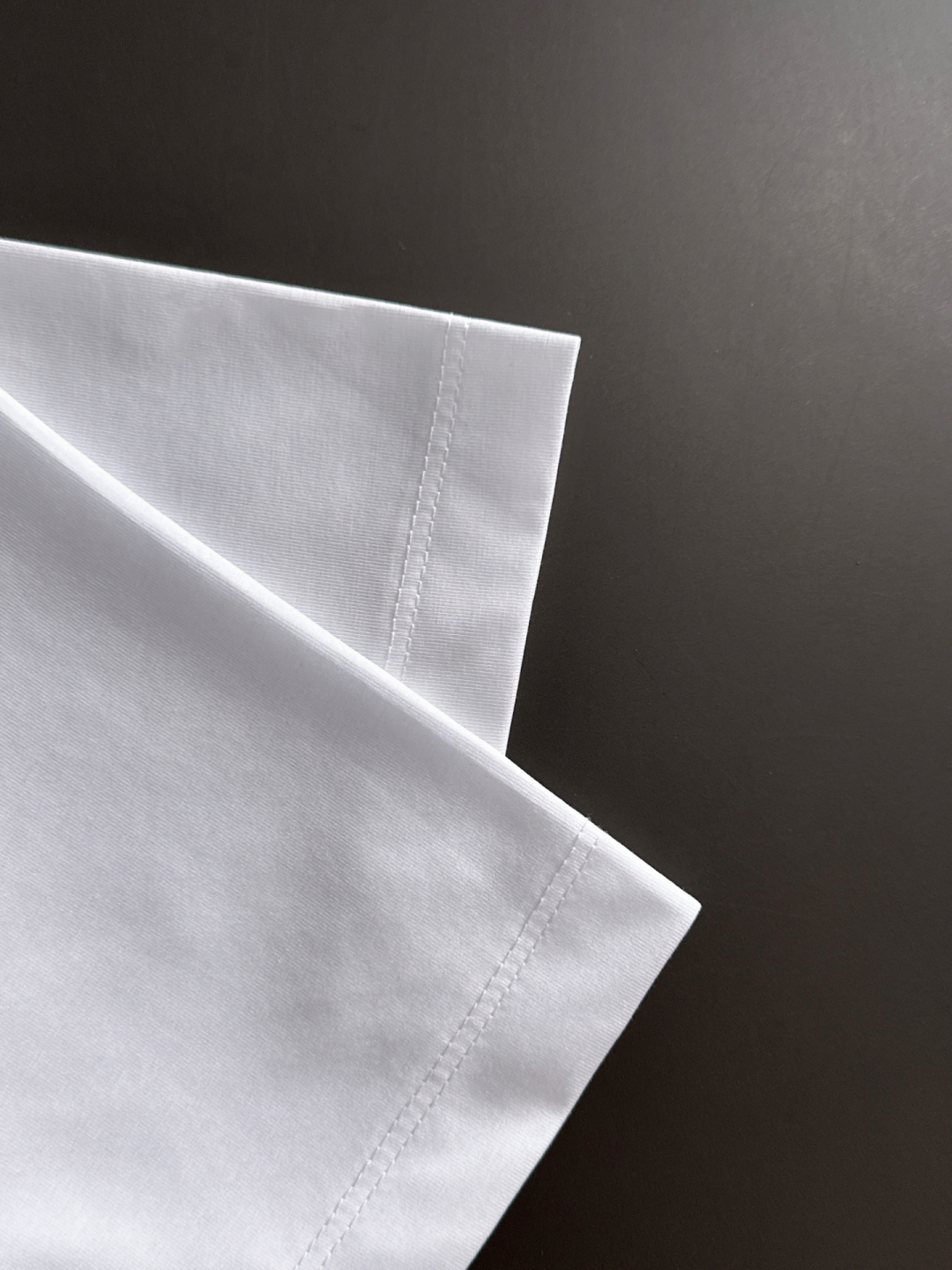 Classic Business Leisure T-Shirt with Silky Cotton Fabric and Clean Design - 图片 7