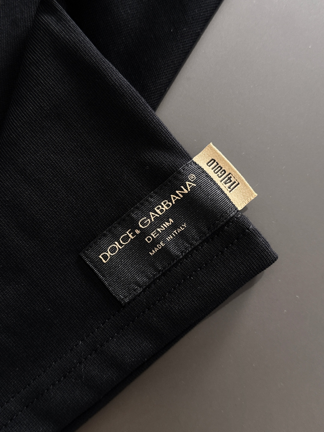  DG 2025SS 爆款310g纯棉双纱爆款现货四季系列短袖，简约基础衣橱神器， 休闲百搭必备款）做工