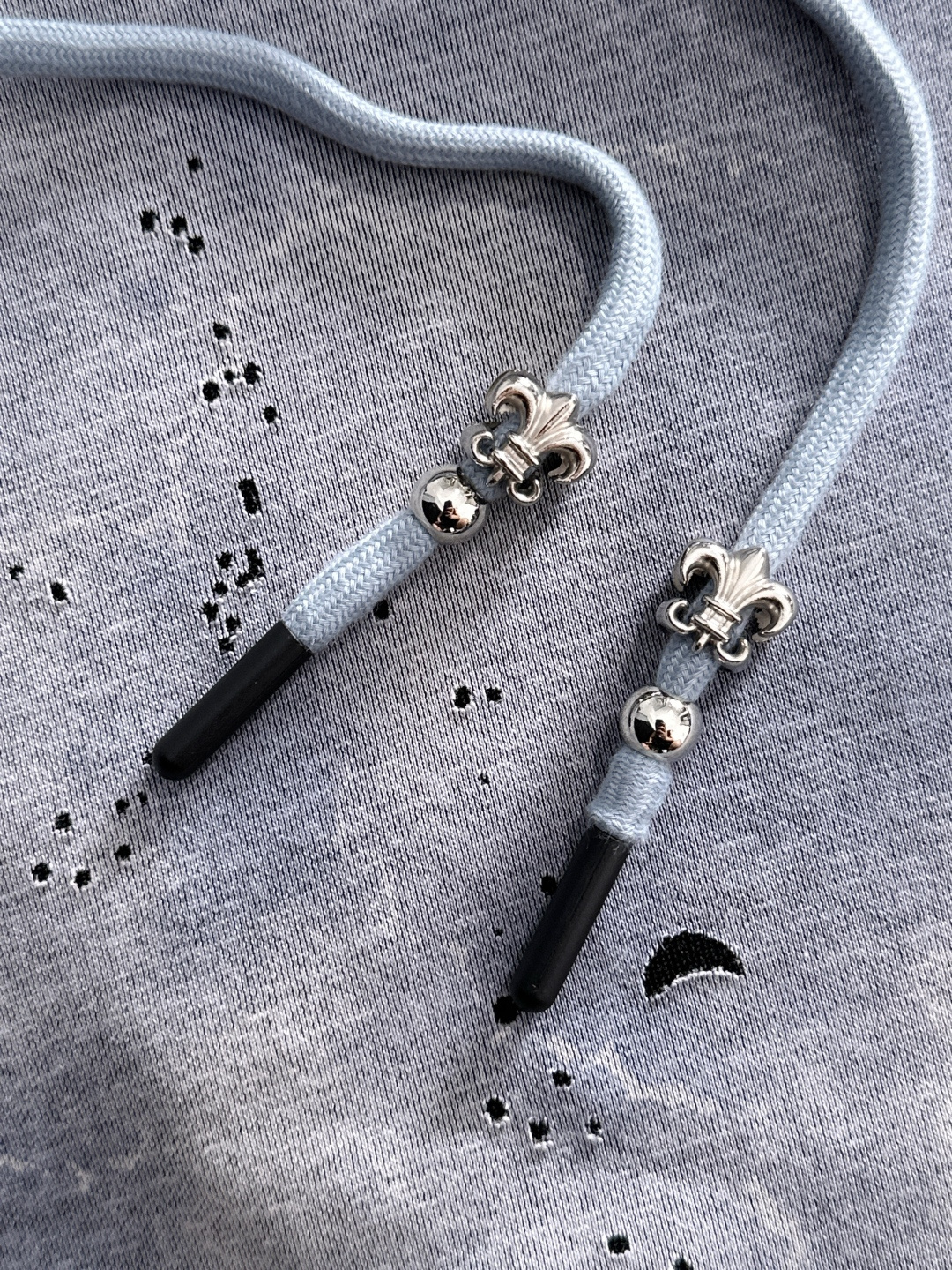 CH 25秋冬潮牌连帽卫衣，精致工艺专柜面料，顶级元素融合打造，3标齐全，潮男时尚，无论是上身舒适度还是