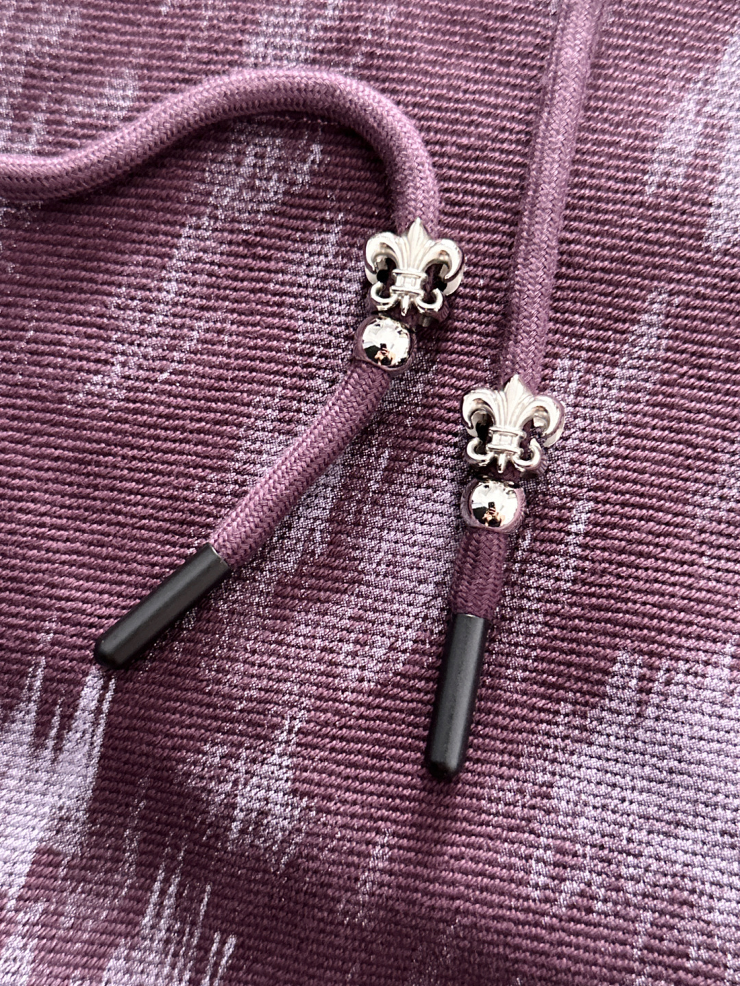 CH 25秋冬潮牌连帽卫衣，精致工艺专柜面料，顶级元素融合打造，3标齐全，潮男时尚，无论是上身舒适度还是