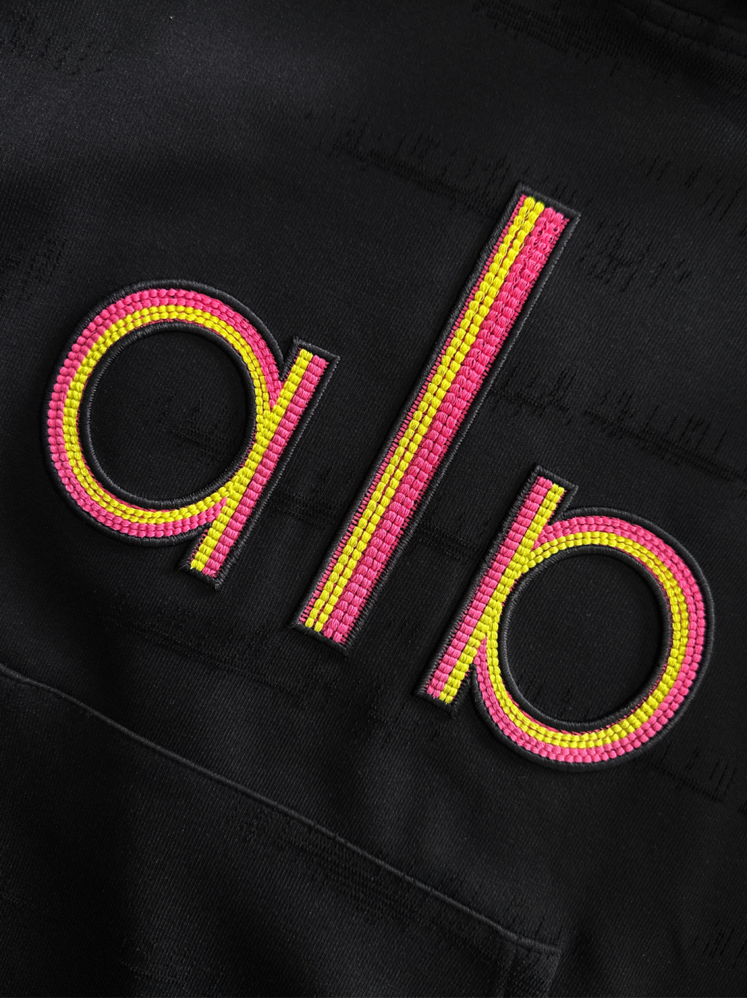 AlO 25秋冬潮牌卫衣，精致工艺专柜面料，顶级元素融合打造，3标齐全，潮男时尚，无论是上身舒适度还是都