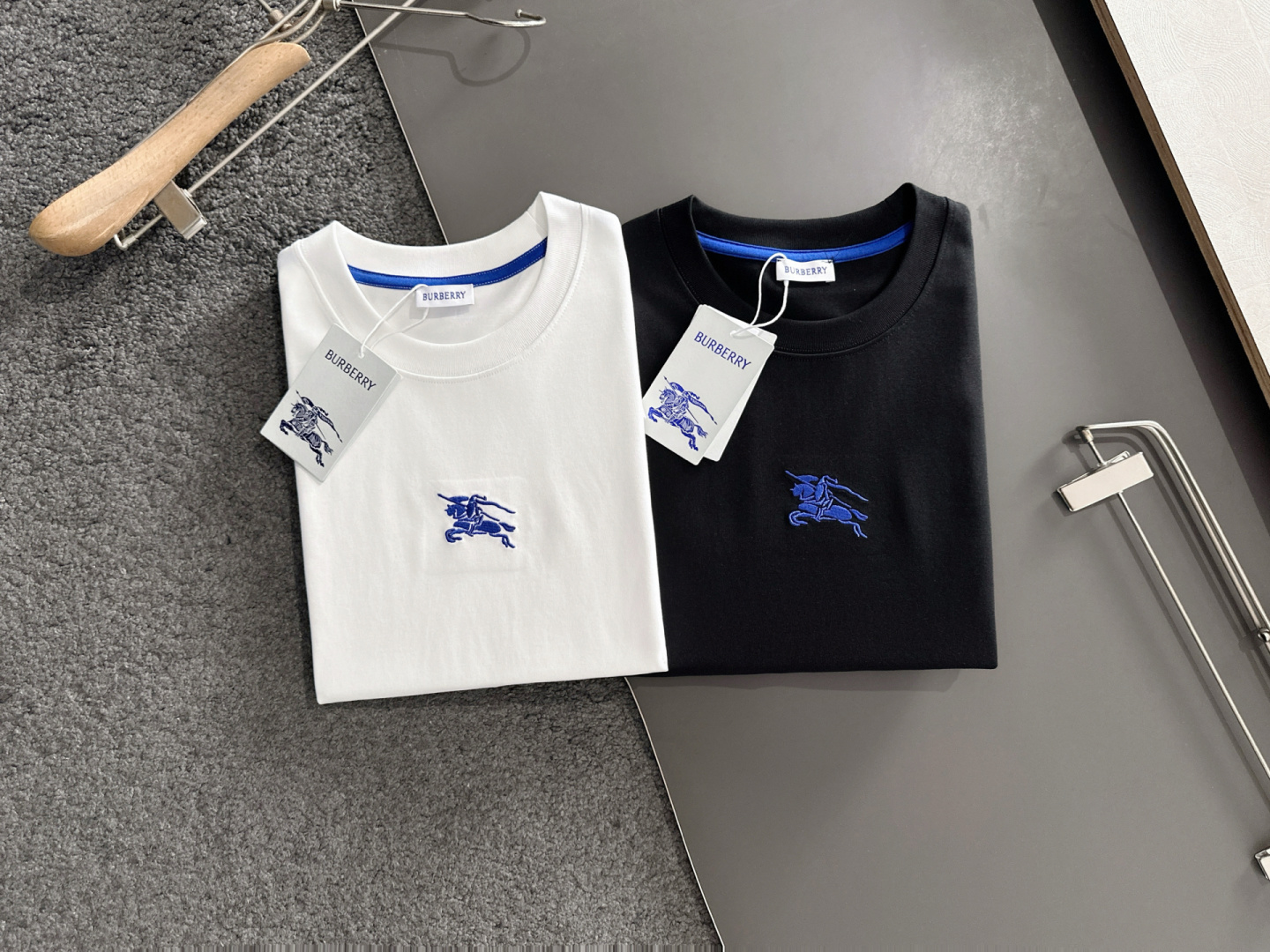 BBR 2025ss拼接长袖t恤 定制260克全棉双纱紧密爽滑面料，布面干净，布纹清晰，手感非常细腻扎实