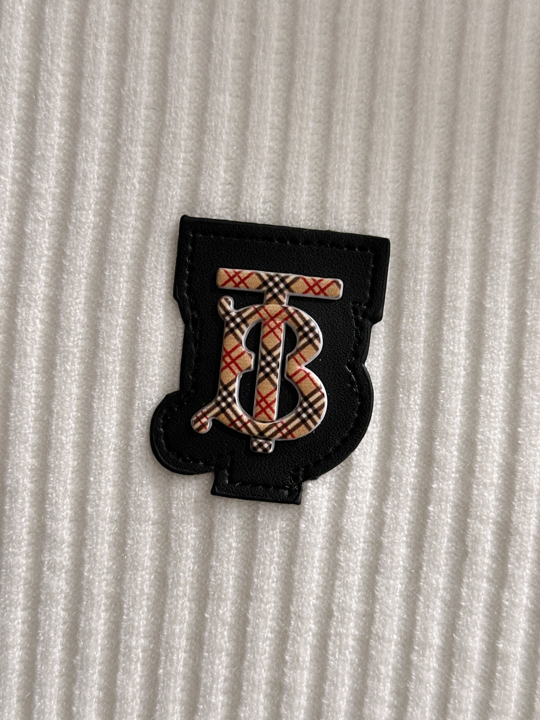 BBR 2025SS秋冬新款毛衣，专柜同步发售，采用羊毛混纺针织衫毛衣，经典格子TBlogo，五金log