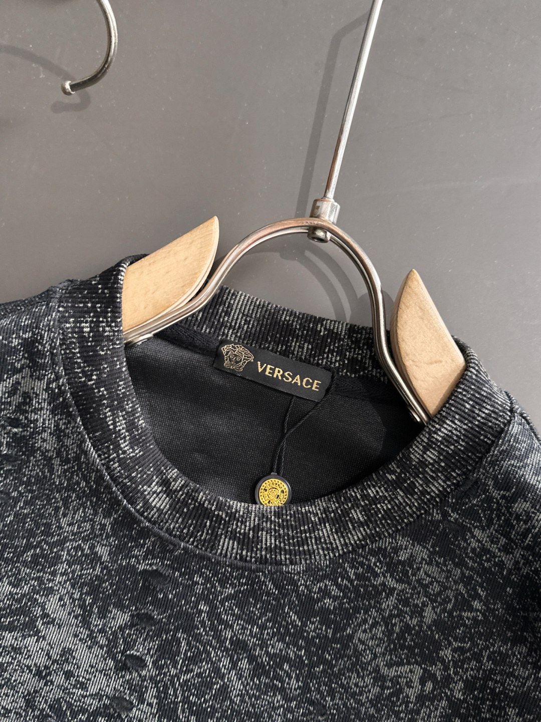 VER 25秋冬潮牌卫衣，精致工艺专柜面料，顶级元素融合打造，3标齐全，潮男时尚，无论是上身舒适度还是都