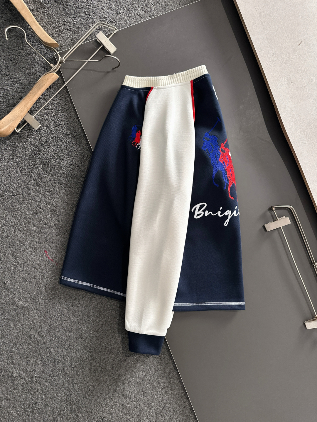 POLO 25秋冬潮牌卫衣，精致工艺专柜面料，顶级元素融合打造，3标齐全，潮男时尚，无论是上身舒适度还是