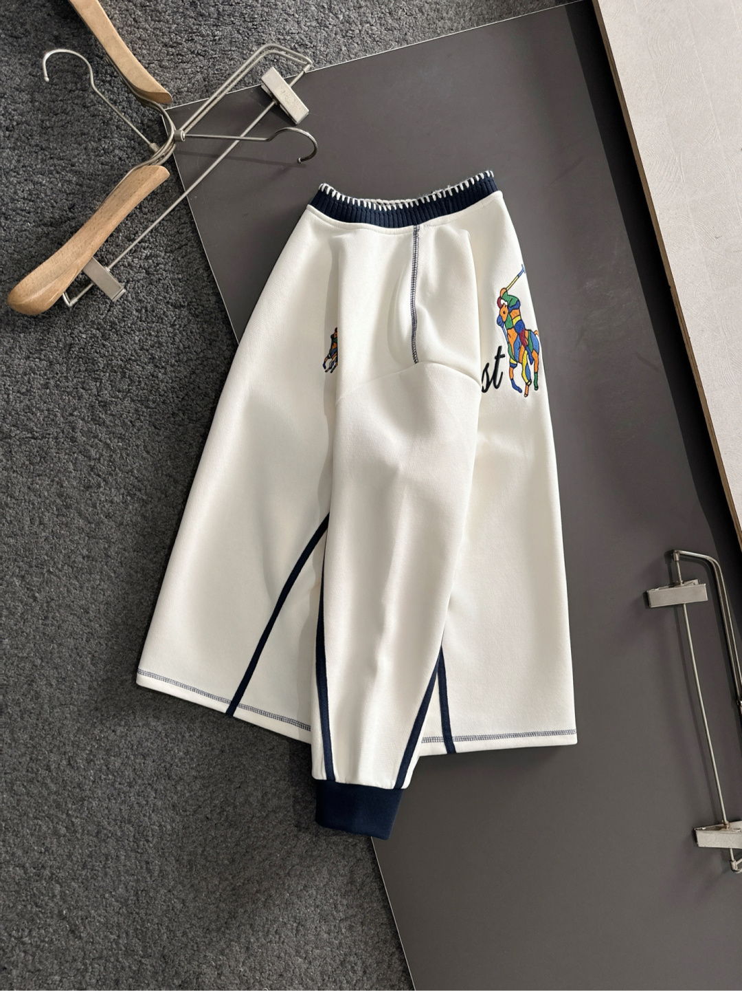 POLO 25秋冬潮牌卫衣，精致工艺专柜面料，顶级元素融合打造，3标齐全，潮男时尚，无论是上身舒适度还是