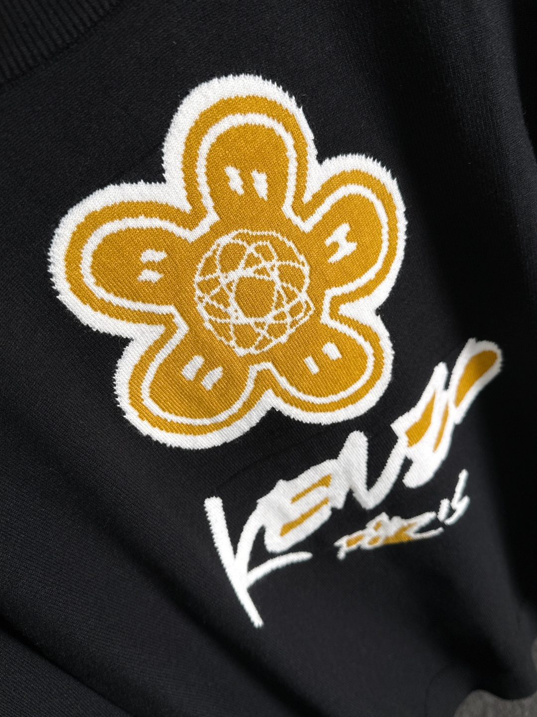 KEN 2025秋冬新品毛衣，休闲时尚保暖，打底单穿都可以进口羊毛混纺羊毛，保暖性很强，不刺激皮肤，可贴