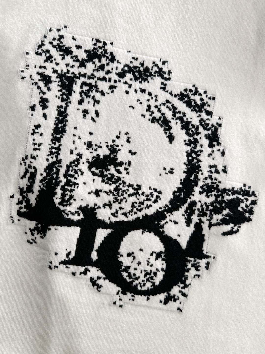 CD 2025秋冬全身提花新款简约圆领针织羊毛衫，精致工艺专柜面料，顶级元素融合打造，经典3标齐全，潮男