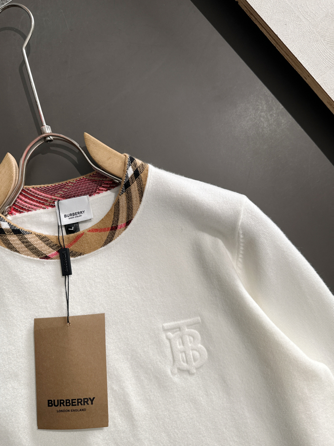 BBR 2025秋冬全身提花新款简约圆领针织羊毛衫，精致工艺专柜面料，顶级元素融合打造，经典3标齐全，潮